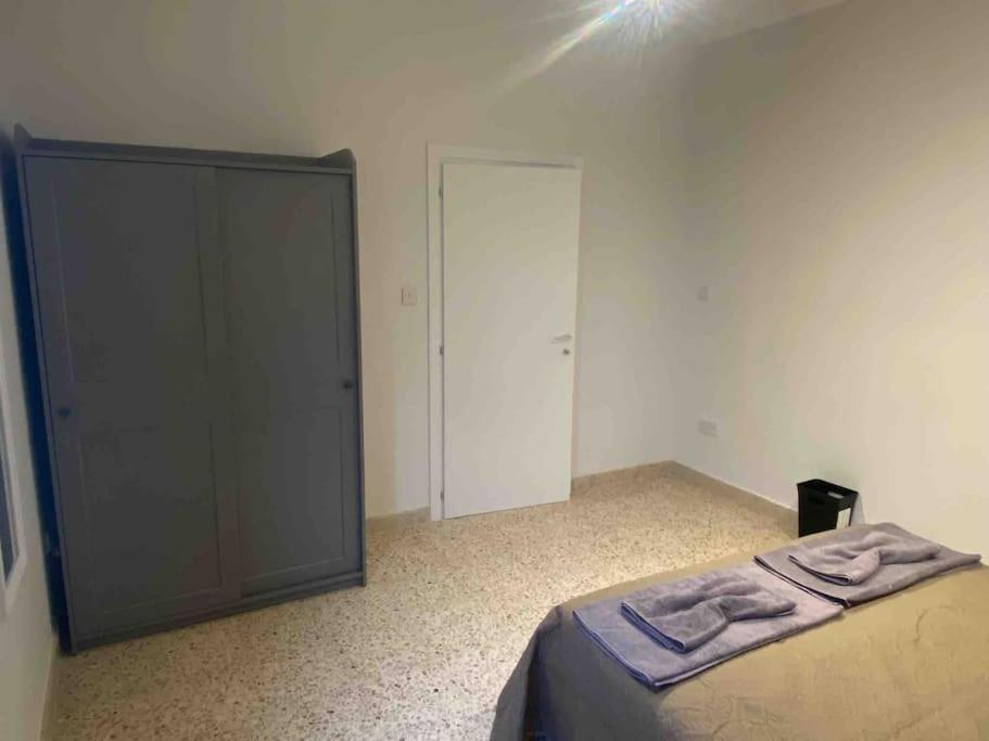 Seaview 3 Bedroom Apartment In Слима Экстерьер фото